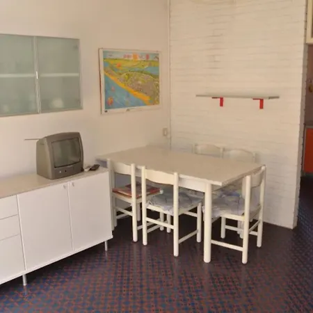 Lovely House With Fenced Garden And Parking Bibione